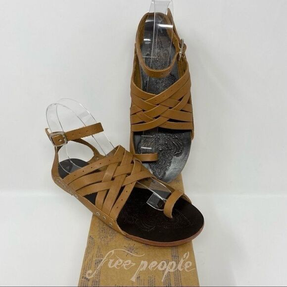 NEW Free People Belize Strappy Sandal Tan 37 - Picture 9 of 10